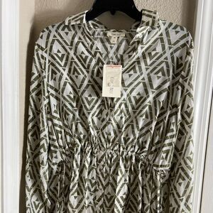 Como Blu Long Sleeve Button Down Blouse